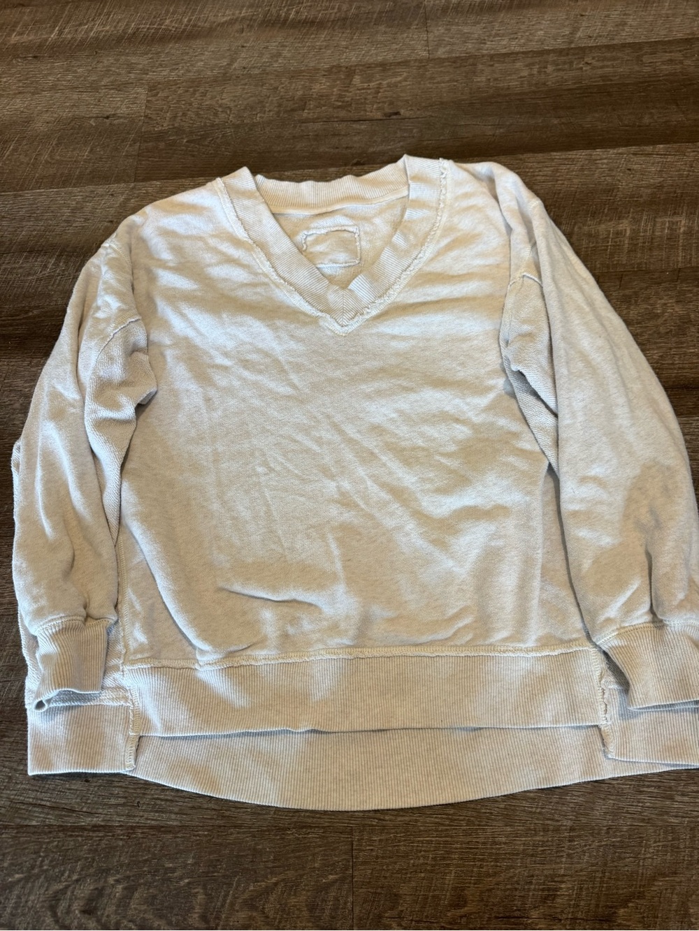 Aerie V-Neck Crewneck Sweater in Cream